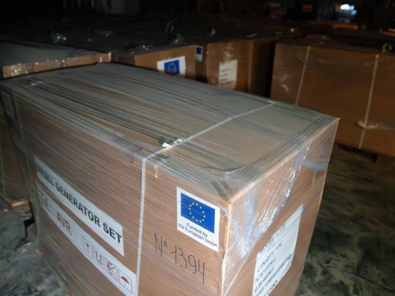 ЕС передал Киеву генераторы для возобновления теплоснабжения