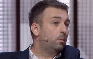 Чи допоможе нове лого "Укрпошти" вирішити хоч одне із цих питань?