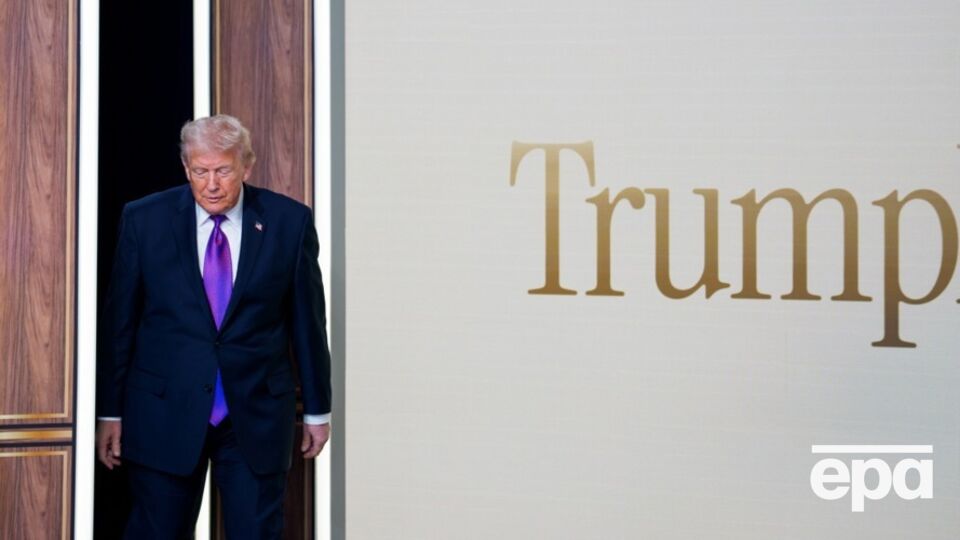Трамп добивается "выдающееся места в американской истории", считает телеканал