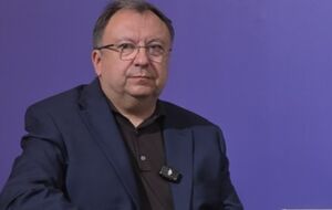 "Оптимистический сценарий – это достижение перемирия весной". Не думаю, что такая вероятность выше 25%