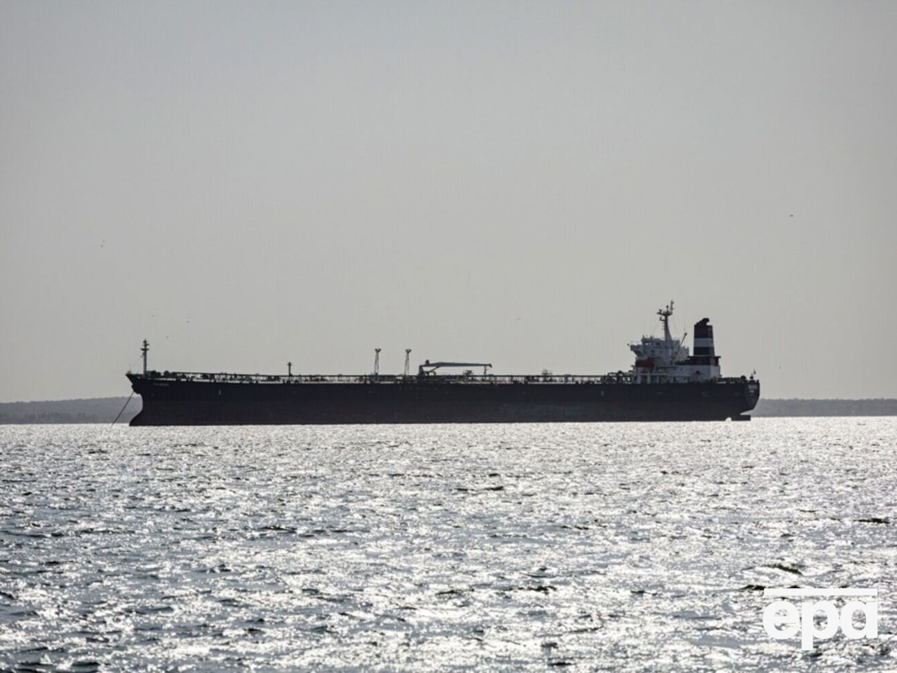 Посольство Украины в США не уточнило основания задержания одного из 17 украинских моряков экипажа танкера