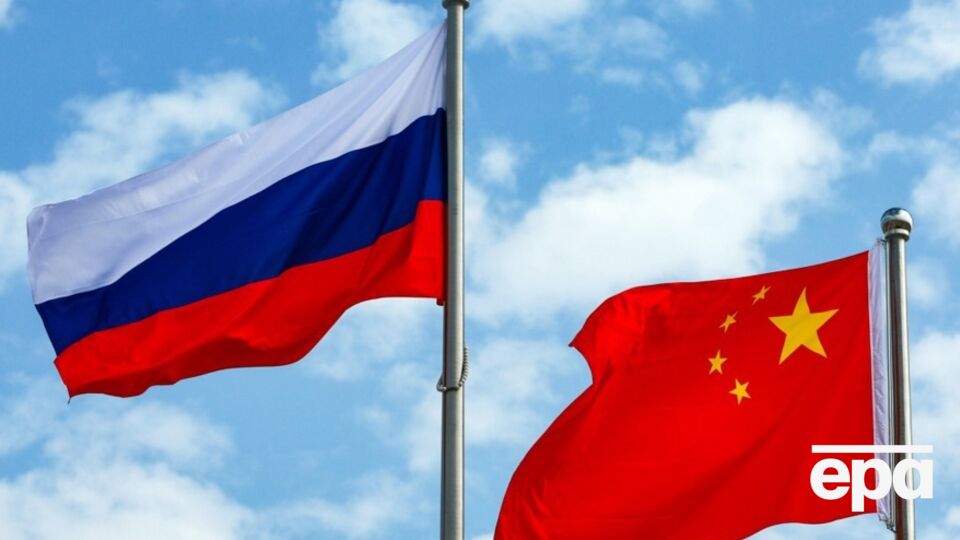 Китай массово инвестировал в РФ только в 2022 году, отметили в СВР Украины