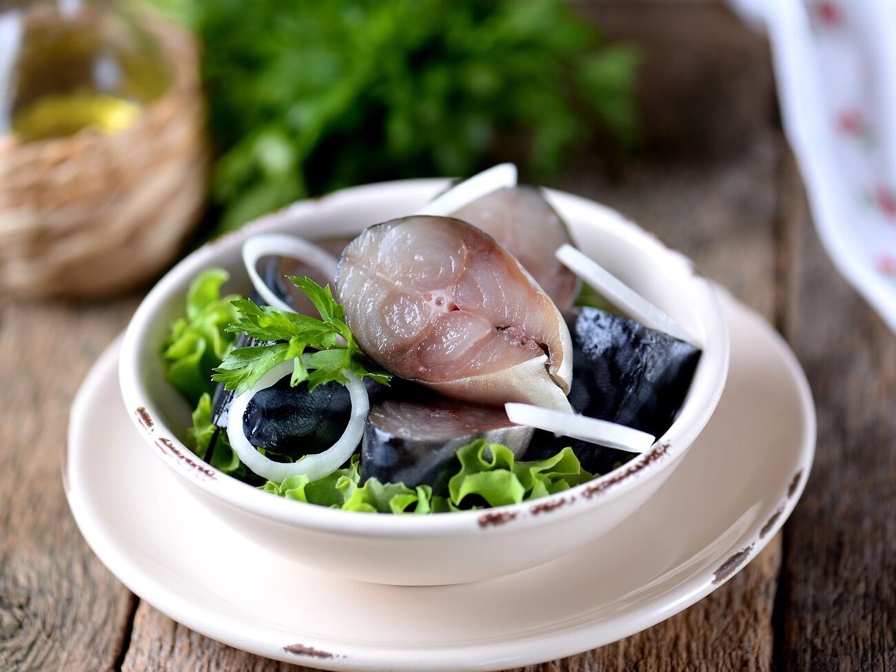 Скумбрия будет готова через сутки