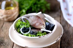 Скумбрия будет готова через сутки