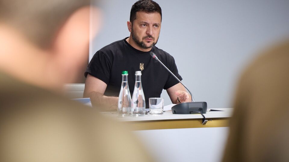 Зеленский считает, что дроны нужно сбивать лучше