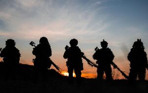 Бійці "Азову" взяли росіян у полон