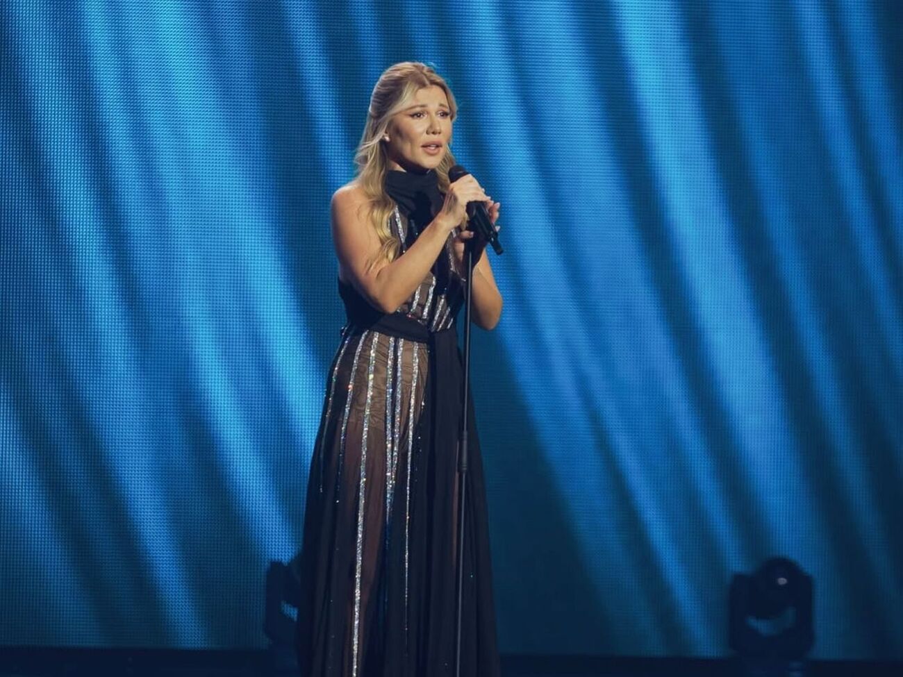 Омаргалиева: Для меня это не просто песня, а разговор с украинской музыкальной историей и часть золотого фонда нашей культуры