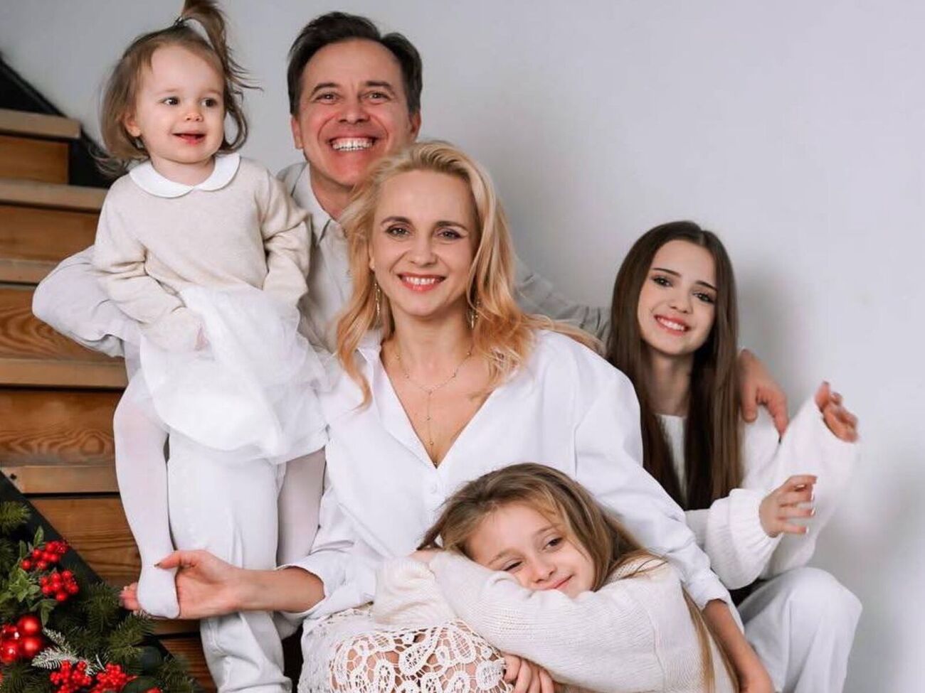 Ребрик и Дикий воспитывают троих дочерей