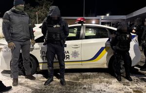 4 февраля полицейских задержали в Одессе после получения денег от одного из водителей, рассказали в ГБР