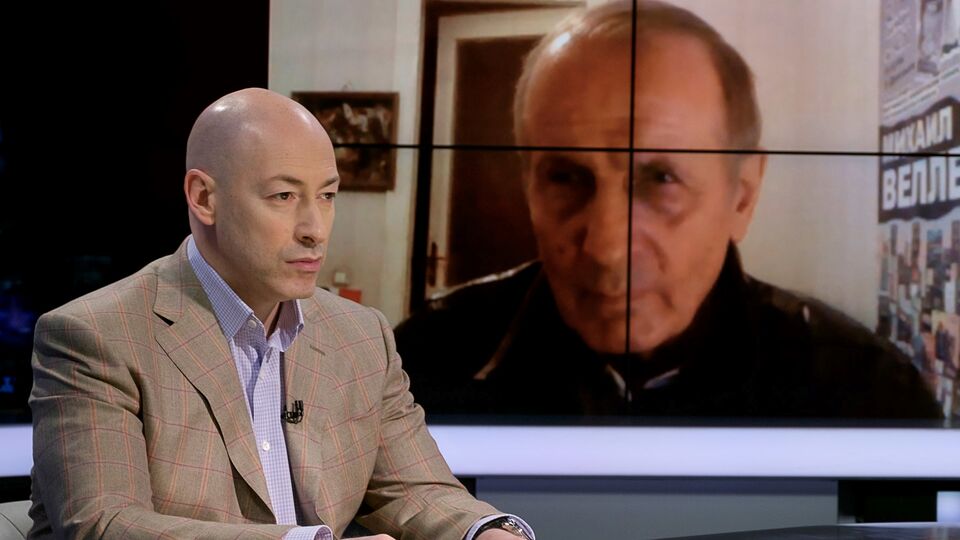 Веллер: Мир не сошел с ума. Те, кто так говорят, просто не понимают причин происходящего