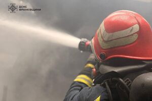 По словам Марцинкива, после атаки город работает на генераторах и ранее установленных когенерационных установках