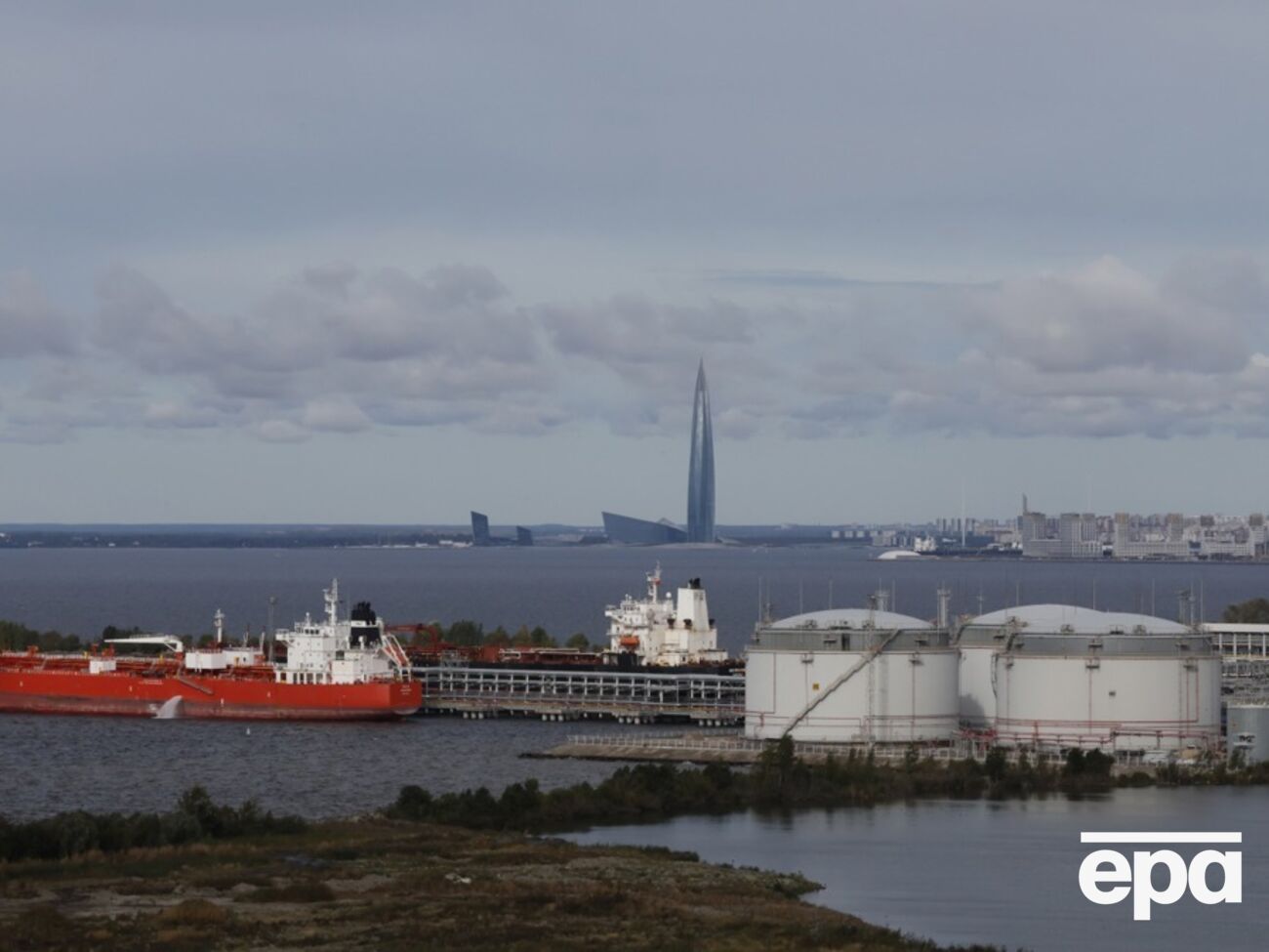 Індія урізає постачання нафти з РФ, кажуть джерела