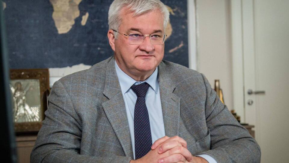 Решение любой страны признать суверенитет РФ над Крымом или Донбассом будет недействительным, заявил глава МИД