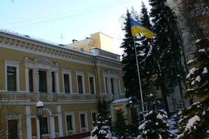 У РФ вирішили стягнути гроші за електрику в порожній будівлі посольства
