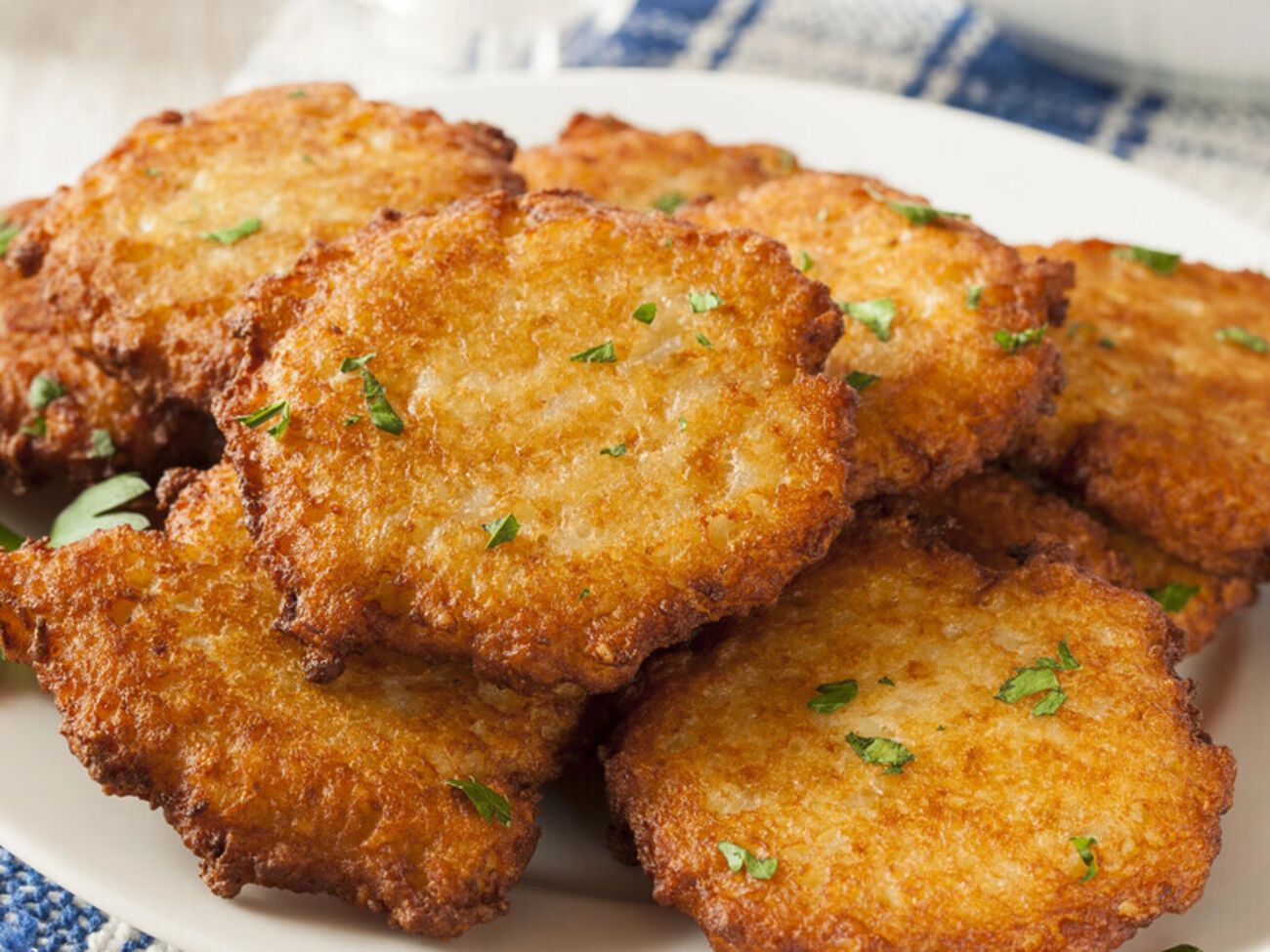 Для дерунів візьміть 400–450 г курячого філе