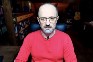 "Проєкт на столі довго не лежатиме", – сказав Трамп. "$12 трлн – теж", – відповіли в Москві