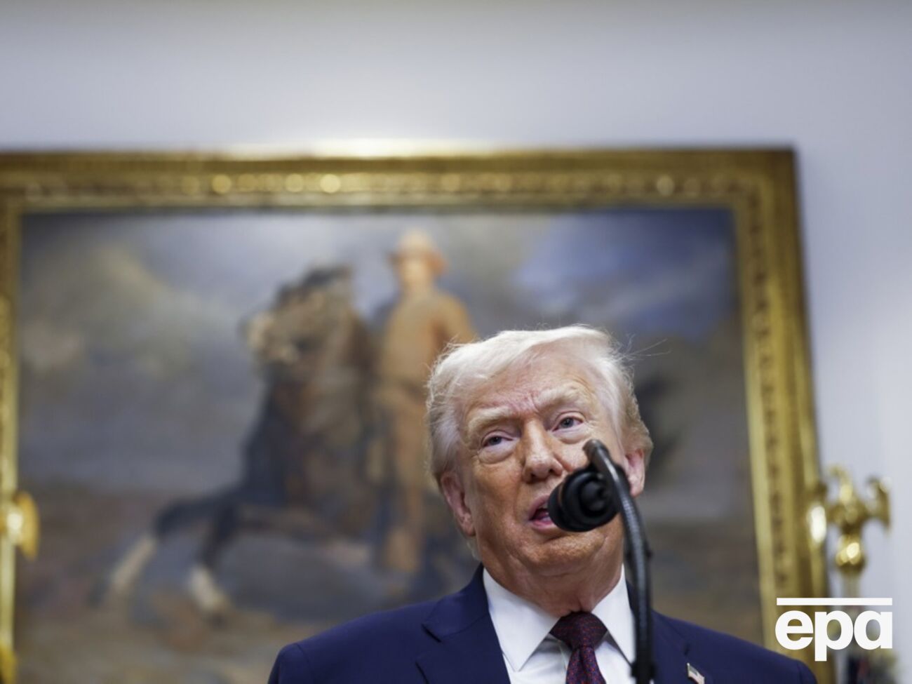 Трамп не комментировал опубликованное им изображение