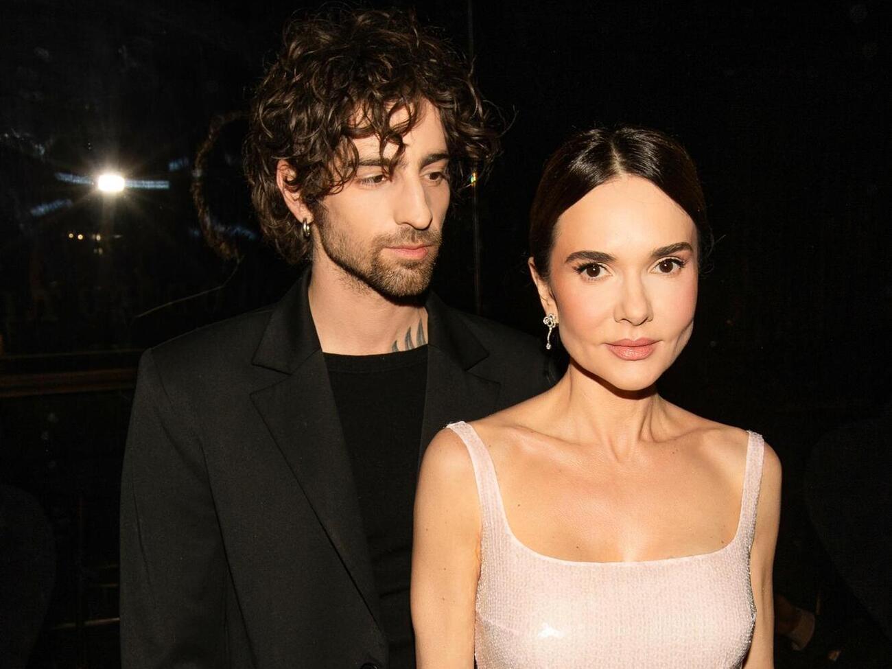 У день показу співак і акторка трималися разом