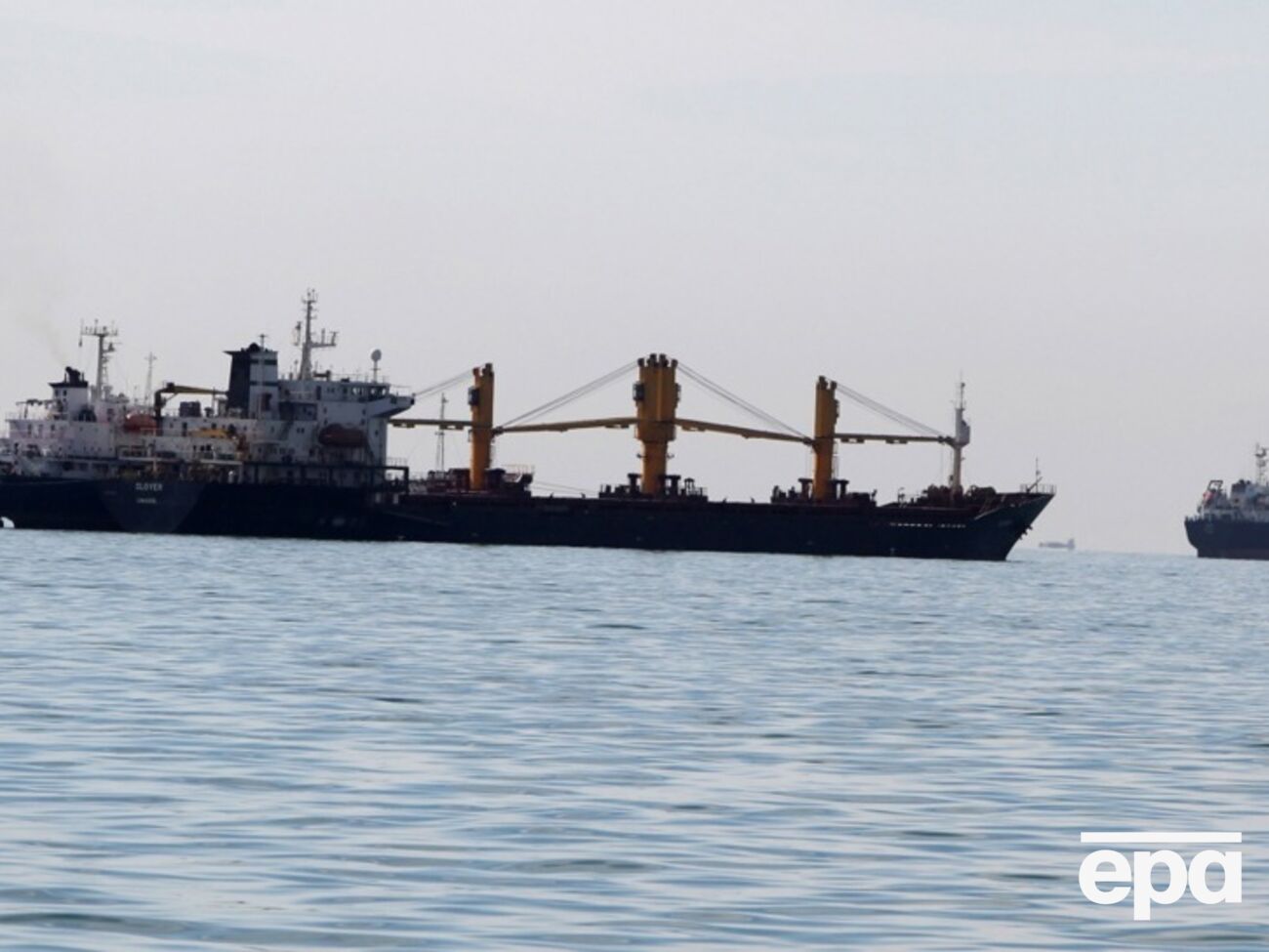 150 танкерів кинули якір у відкритих водах, не дійшовши Ормузької протоки