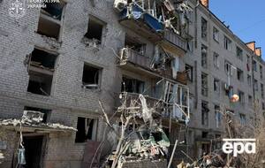 Унаслідок удару пошкоджено шість багатоповерхівок і 10 автомобілів