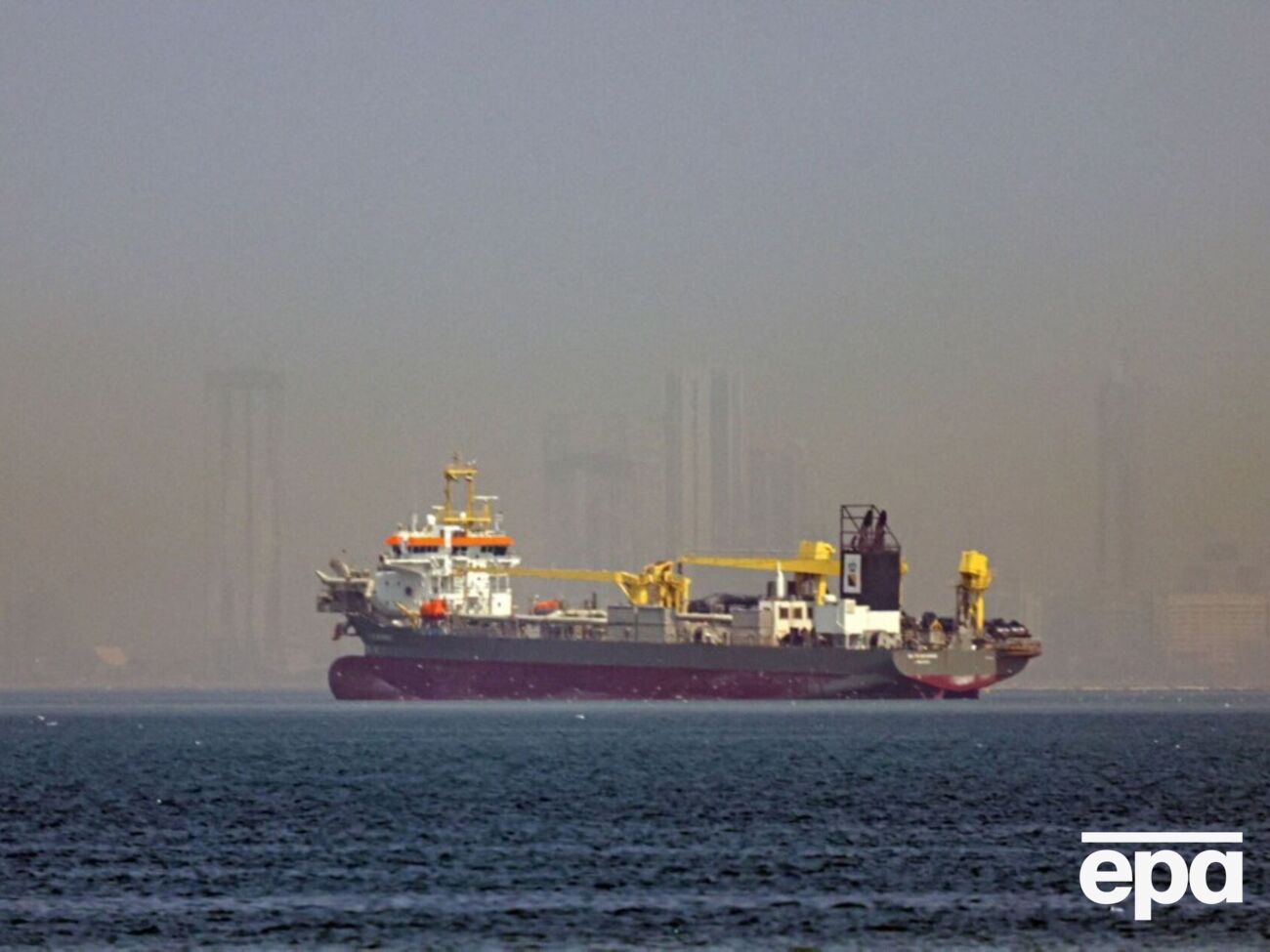 Тегеран хочет взимать плату с танкеров и коммерческих судов стран-союзников США