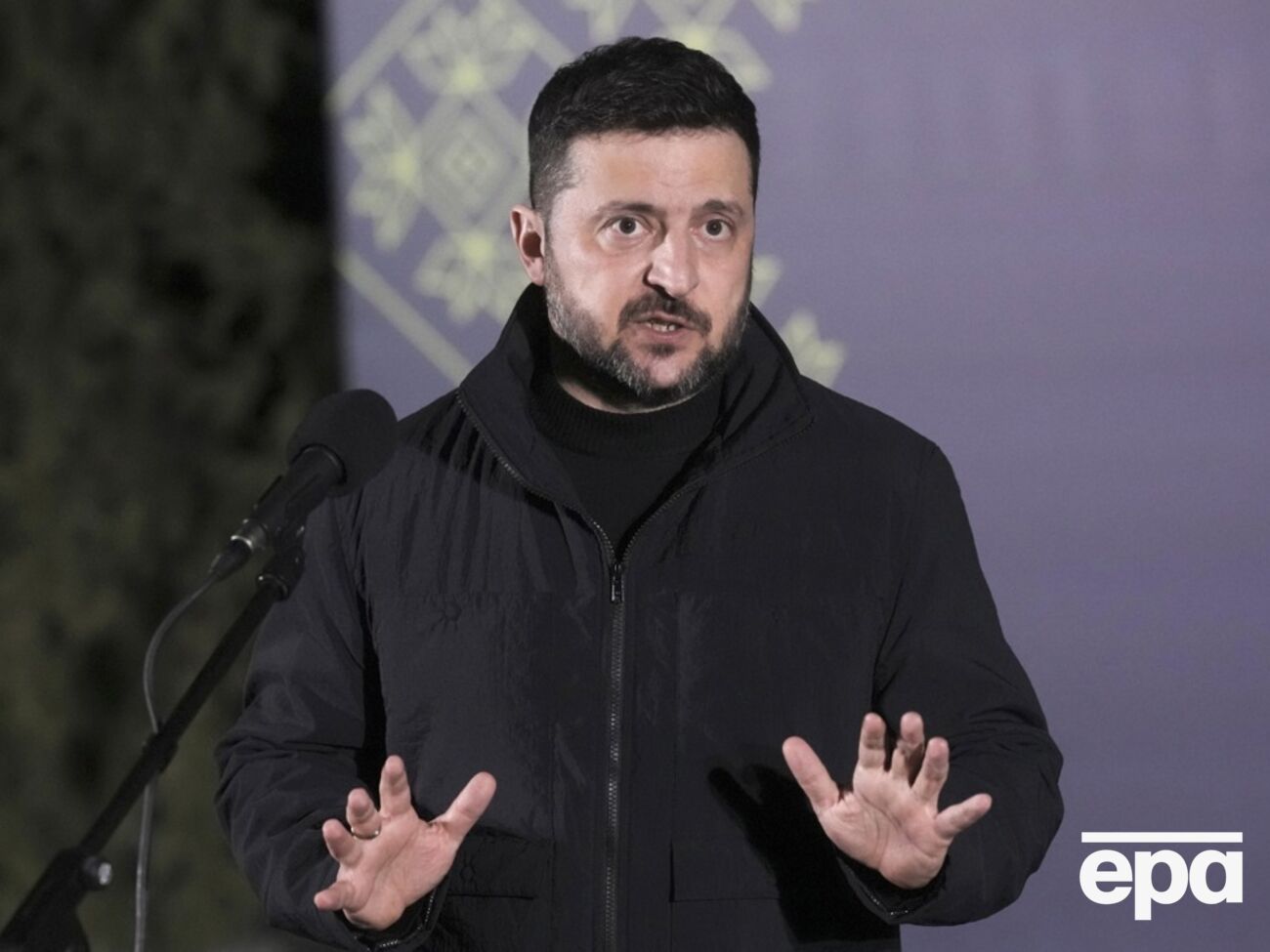 По словам президента, РФ планирует извлечь выгоду благодаря колебаниям цен на нефть и газ