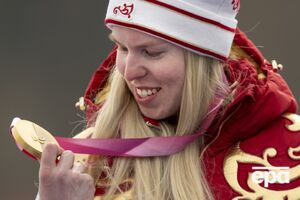 Російська параспортсменка Ворончихіна здобула золото в супергігантському слаломі