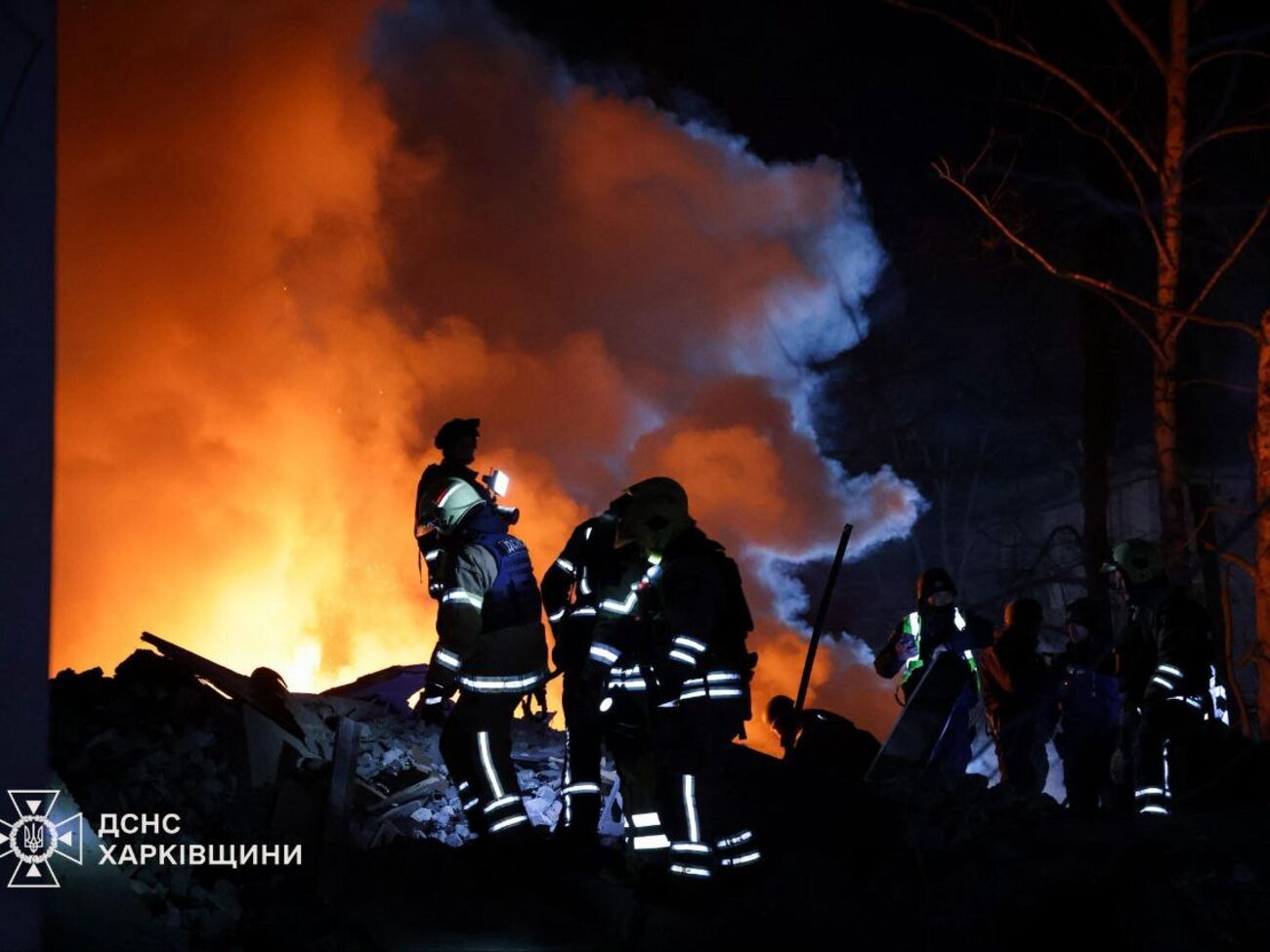Через удар БПЛА загорілося підприємство