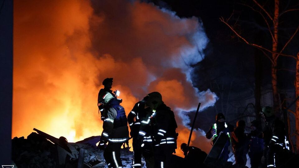 Через удар БПЛА загорілося підприємство