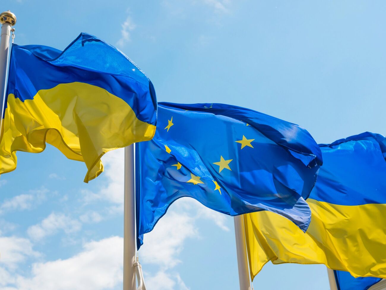 Група країн ЄС може надати Україні позики на €30 млрд