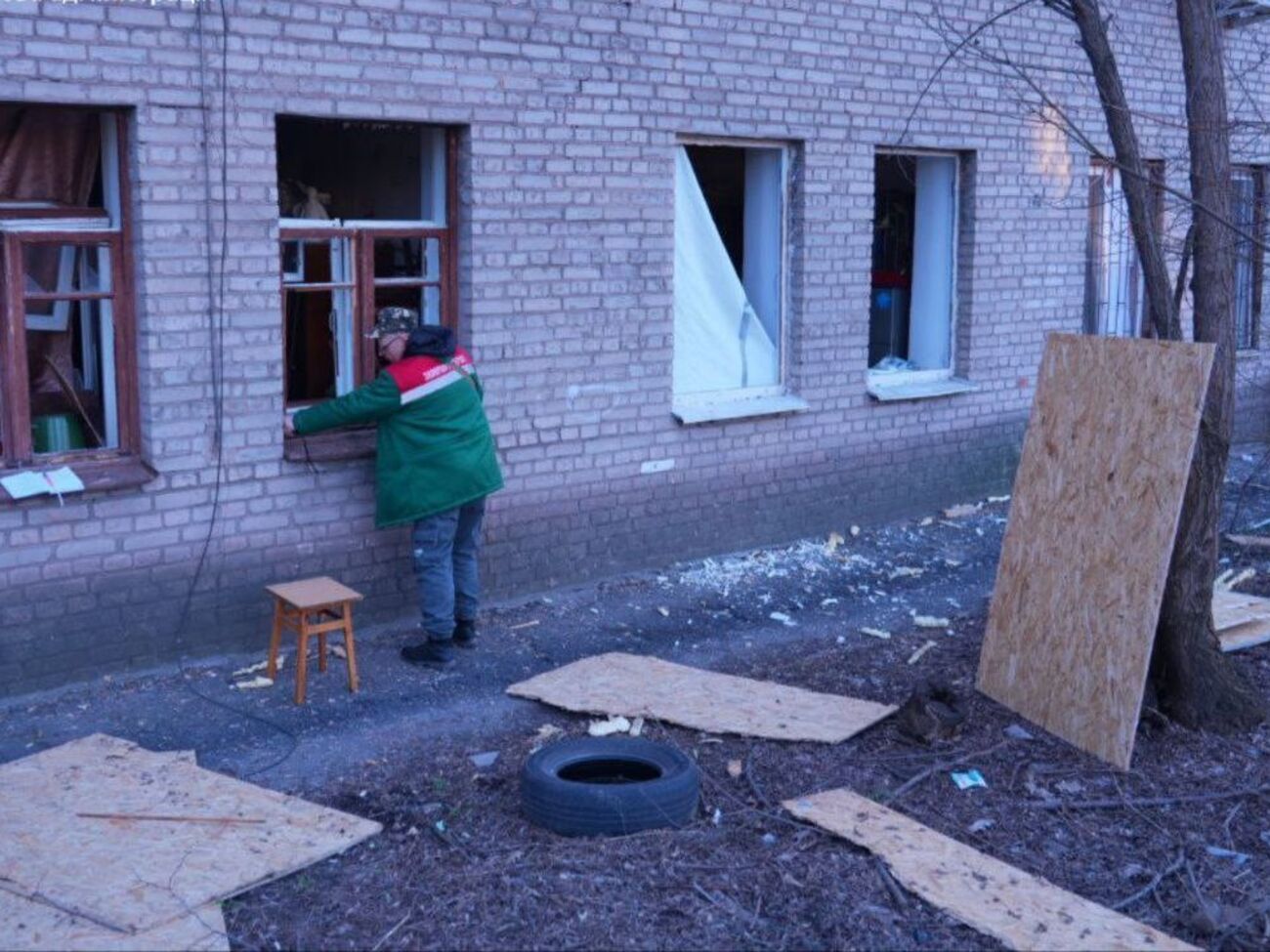 РФ атаковала Запорожье авиабомбами