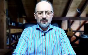 Це найвища міра цинізму, зведена Трампом у ранг державної політики. І всі це ковтають