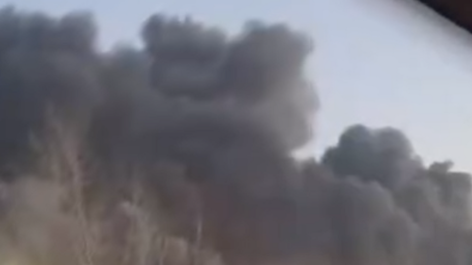 У мережі публікують кадри з масштабною пожежею