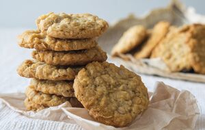 Овсяное печенье подают охлажденным