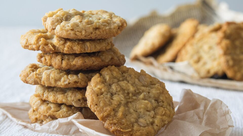 Овсяное печенье подают охлажденным