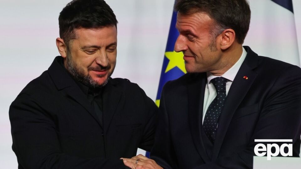 Зеленський водинадцяте відвідає Париж