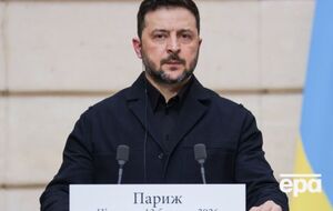 Благодаря ослаблению американских санкций Россия получит примерно $10 млрд на войну, которую ведет в Украине, отметил Зеленский