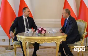 Туск запевнив, що вето Навроцького ускладнить процес, але не зупинить використання оборонних фондів