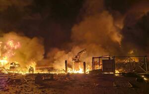 Зазнали пошкоджень багатоповерхівка і приватні будинки