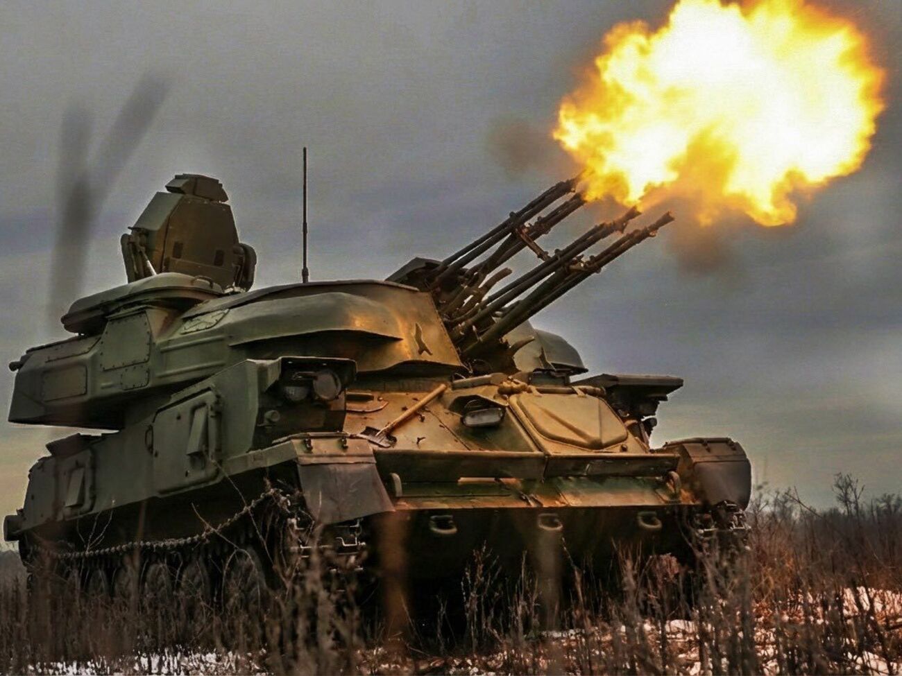 Сили оборони зафіксували за ніч 498 цілей