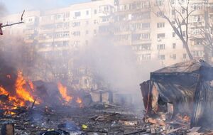 Одна женщина может находиться под завалами