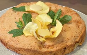 Випікайте пиріг у розігрітій до 170 °C духовці 35 хвилин