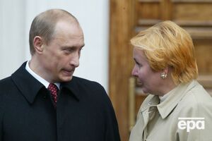 По словам бывшей первой леди РФ, она сама больше трех лет бегала за Путиным