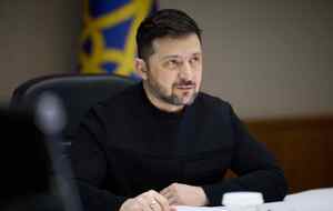 Президент: У нас воєнний стан і треба захищати нашу державу