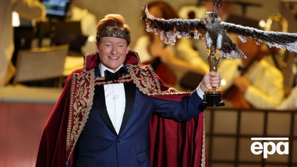 Ведучим церемонії був Конан О'Браєн