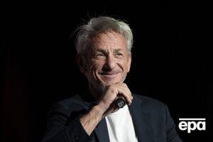 Пенн уже кілька разів приїжджав до України