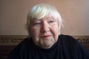 16 марта 2022 года РФ атаковала гражданских жителей Мариуполя в драматическом театре города