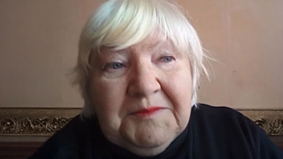 16 марта 2022 года РФ атаковала гражданских жителей Мариуполя в драматическом театре города