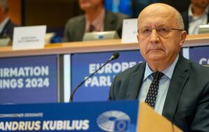 Єврокомісар закликав до створення спільної європейської армії