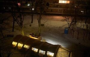 Експозиція "До світла / Into the Light" працює із 16 березня у книгарні "Сенс"